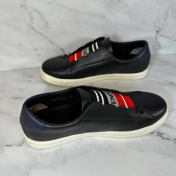 FENDI Rockoko Sneakers Slip On Scallop 39 Red/White/Black Box Authentic - Picture 5 of 10